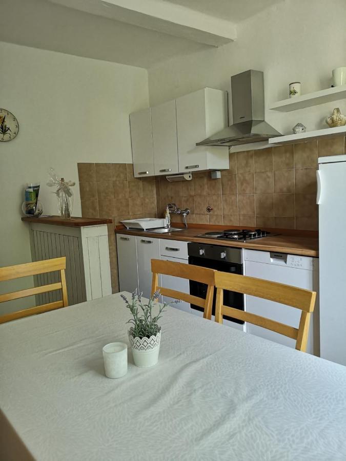 Apartment Kalavojna Rakalj Bagian luar foto