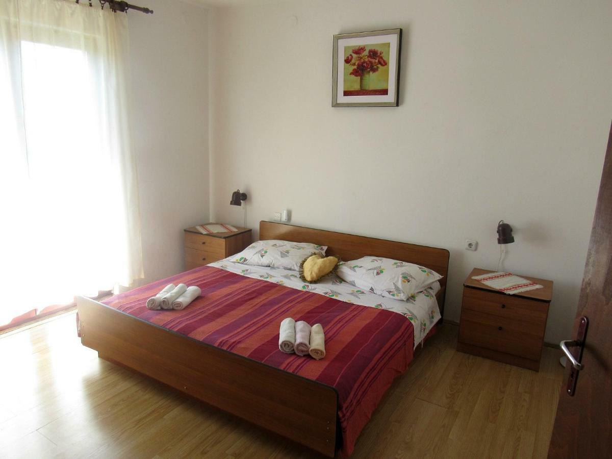 Apartment Kalavojna Rakalj Bagian luar foto